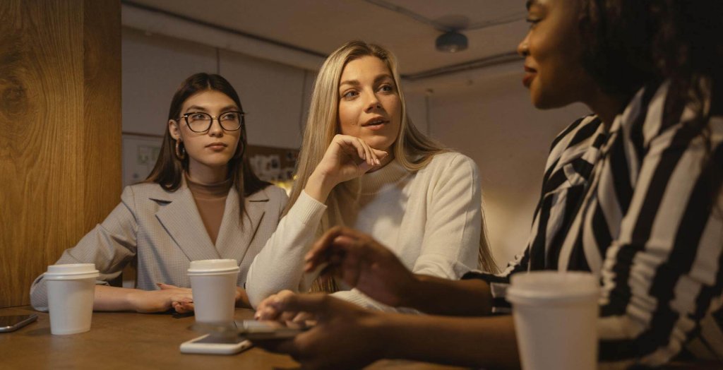 Gouvernance-technologique-inclusion-femme-participation-numerique