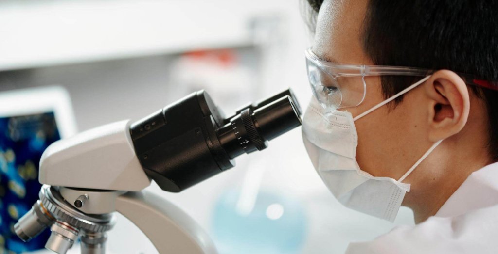 Technologie-sequencage-biotechnologie-robot-chirurgicaux